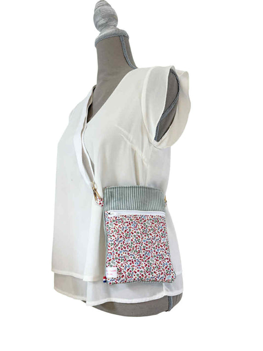 Pochette à téléphone " Pétale en balade"