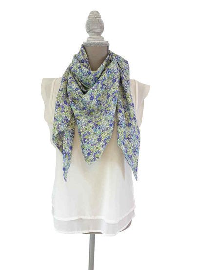 Grand Foulard artisanale " Eclat de Pétales "