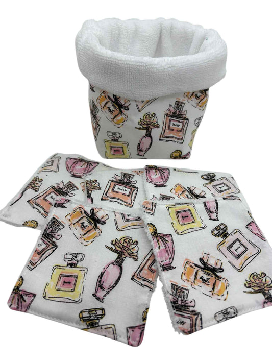 Panière + lot de 5 lingettes " Parfum doux"