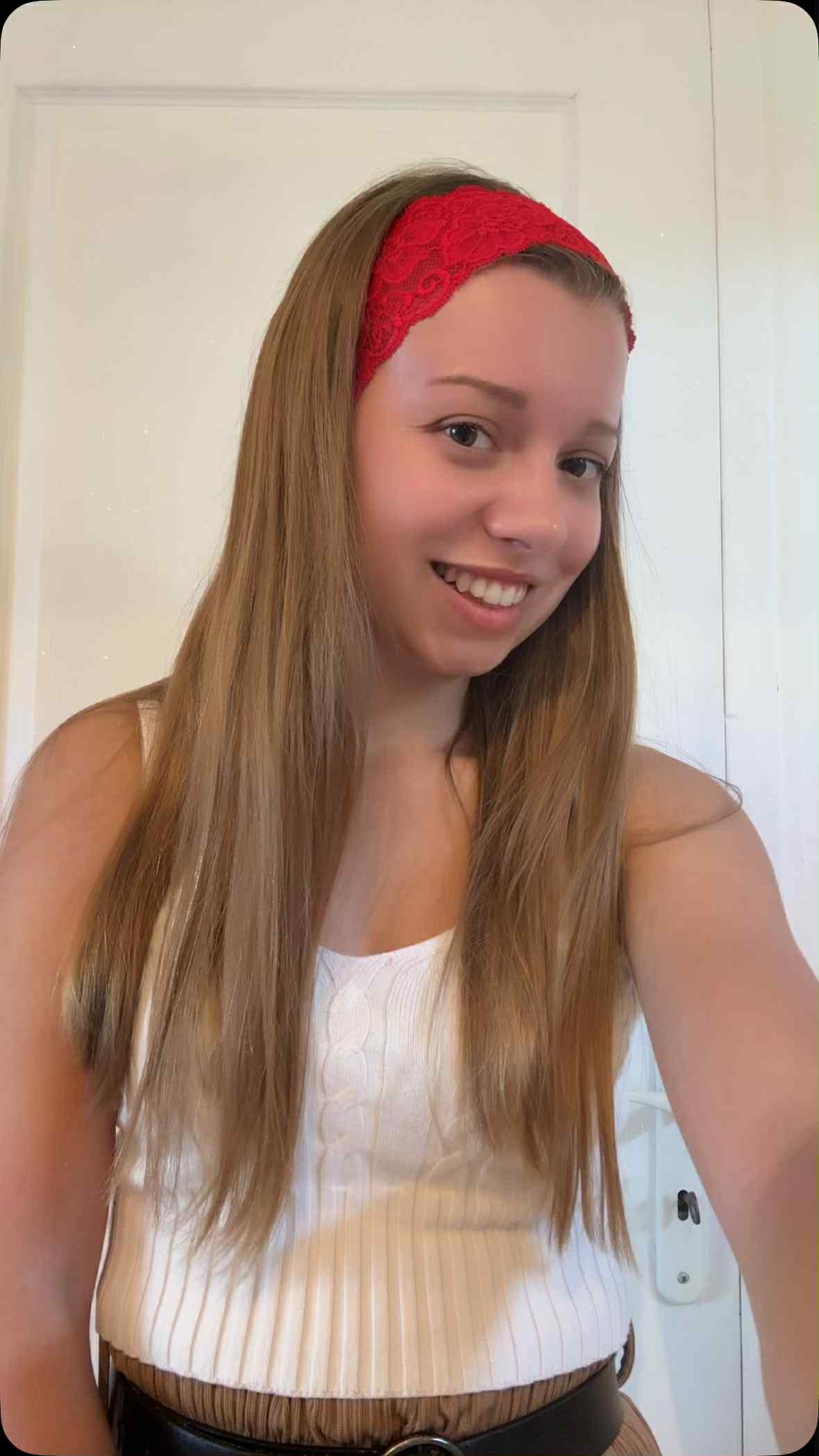 Bandeau à Cheveux " Elégance Ecarlate" - Modèle Femme