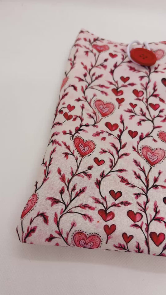 Pochette pour Livre ou Liseuse " Petits coeurs sauvages " - Spécial Fête des Mères - Modèle Moyen