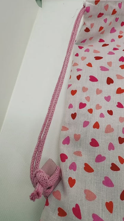 Pochon à cordon " Sac câlin "  - Le Petit Sac à Trésors