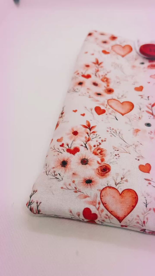 Pochette pour Livre ou Liseuse "A coeur " - Spécial Fête des Mères - Modèle Moyen